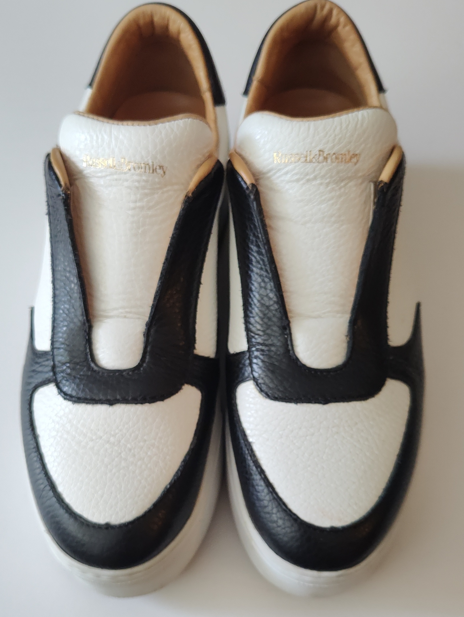 Russell & Bromley White & Black Laceless Platform Trainers Size 9.5-10